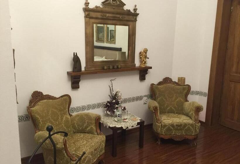 اتاق استاندارد, Il Piccolo Castello Busteni