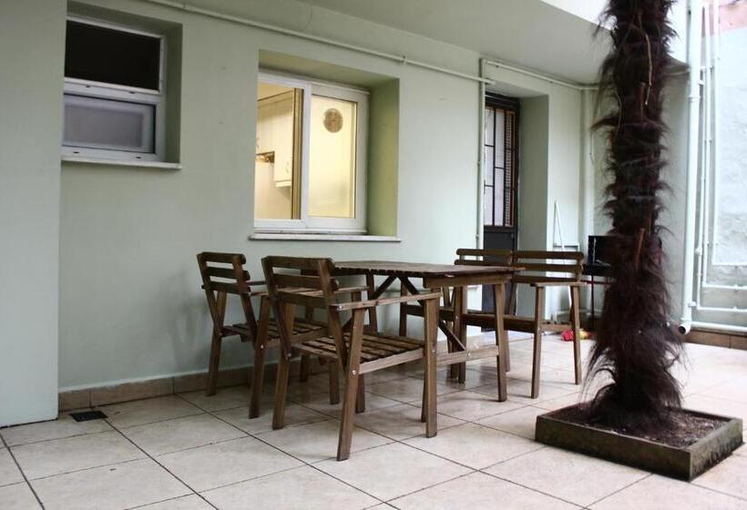 آپارتمان 1 خوابه, Büyükada Apart Hotel   Yeni Apart