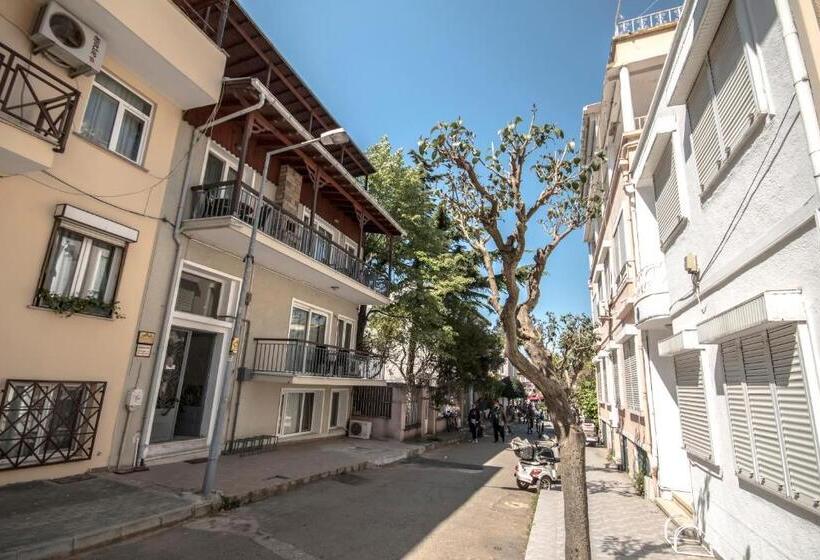 1 Bedroom Penthouse Apartment, Büyükada Apart Hotel   Yeni Apart