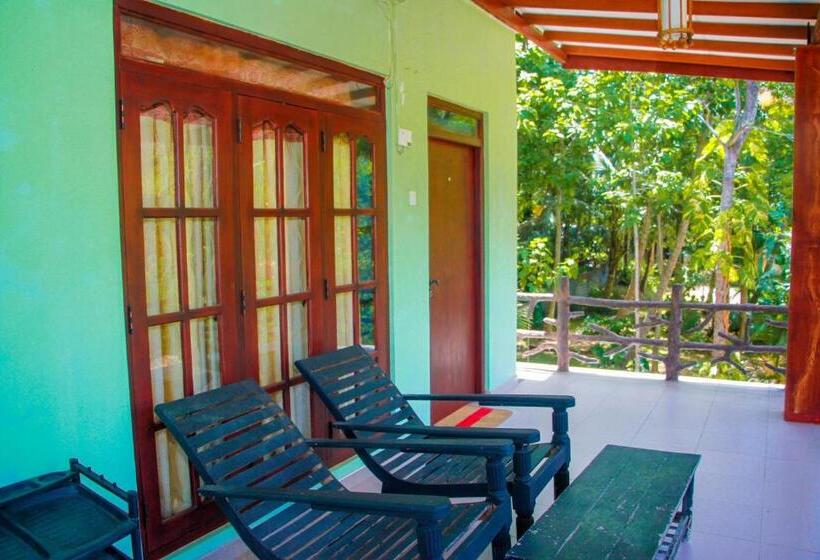 Номер Deluxe с Балконом, Darshani Lodge