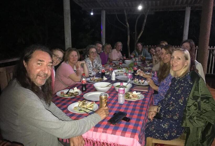 Трехместный Номер Стандарт Вид на Сад, Darshani Lodge