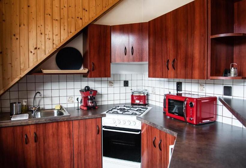 带1个卧室带观景的公寓, Hetényi Apartmanház és Birtok