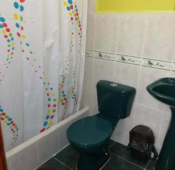 اتاق استاندارد, Hostal Los Lirios