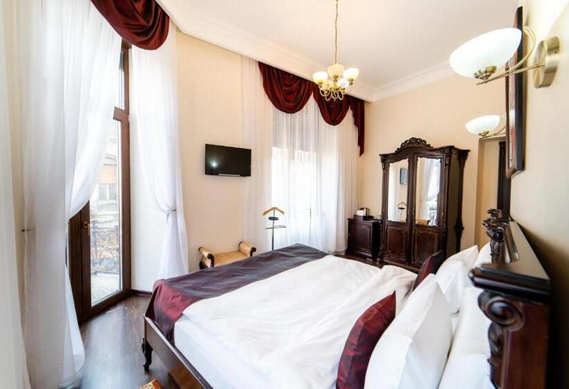 اتاق استاندارد با بالکن, Picasso Boutique