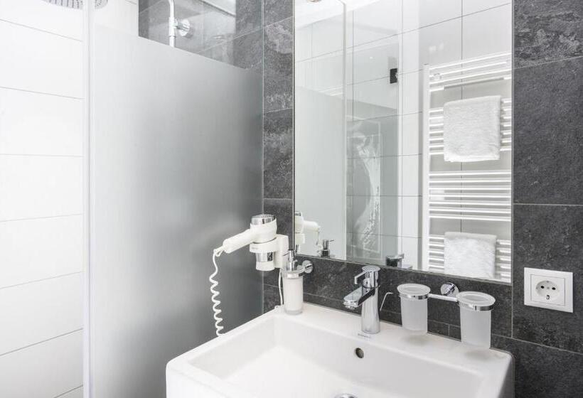Номер Стандарт с Балконом, Gasthof Pension Wulfenia