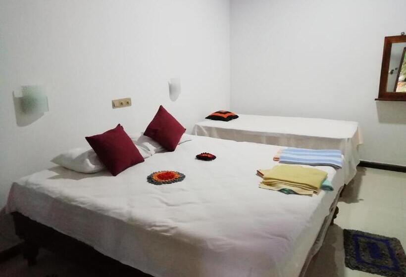 Трехместный Номер Deluxe, Lak Nilla Guest House