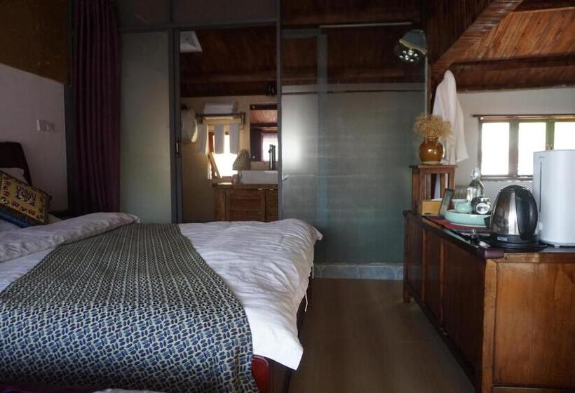 Family Suite, Jayden Naxi Lodge臣安土木纳西小院   Namaste