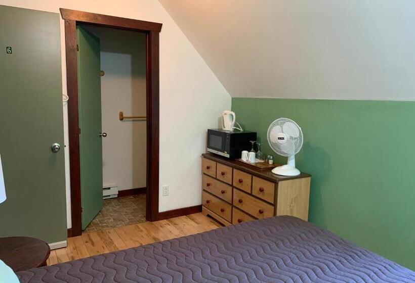 Номер Стандарт, L'auberge Refuge Du Trappeur