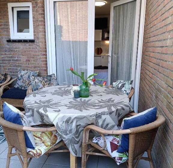 آپارتمان 1 خوابه, Pension Schier