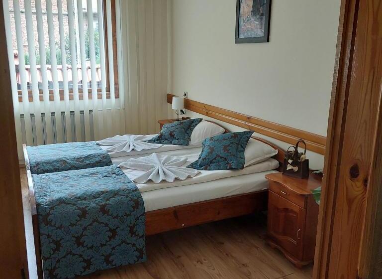 スタンダード４人部屋, Guest House Planinski Zdravets