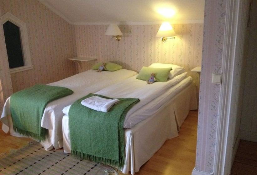اتاق استاندارد با سرویس بهداشتی مشترک, L Floras Trädgård