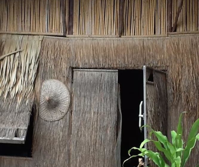 Quarto Triplo Estandar Banheiro Compartilhado, New Phiman Riverview Guesthouse