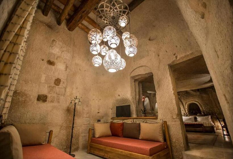 스위트, Hera Cave Suites