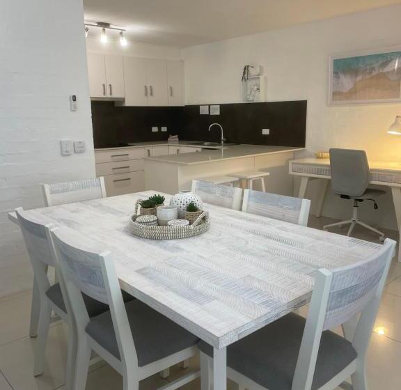 2 베드룸 인테리어 아파트, Myuna Holiday Apartments