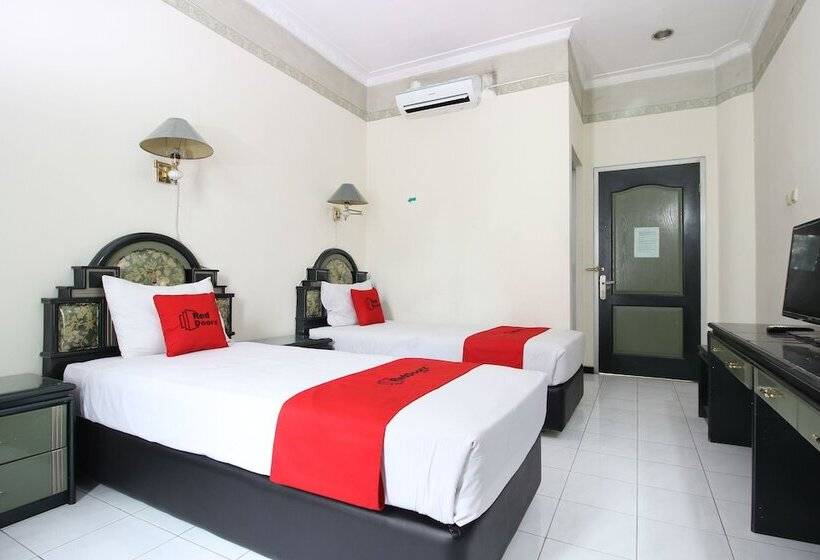 Номер Стандарт, Reddoorz Near Malioboro Mall
