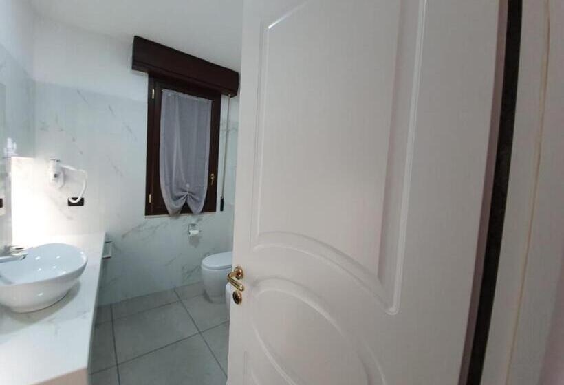اتاق استاندارد, Guest House Piazza Carmine
