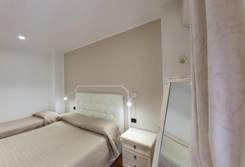 اتاق راحتی سه تخته, Guest House Piazza Carmine