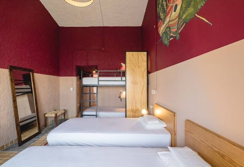 تختخواب در اتاق مشترک, Selina Cancun Laguna  Zone Hotelera