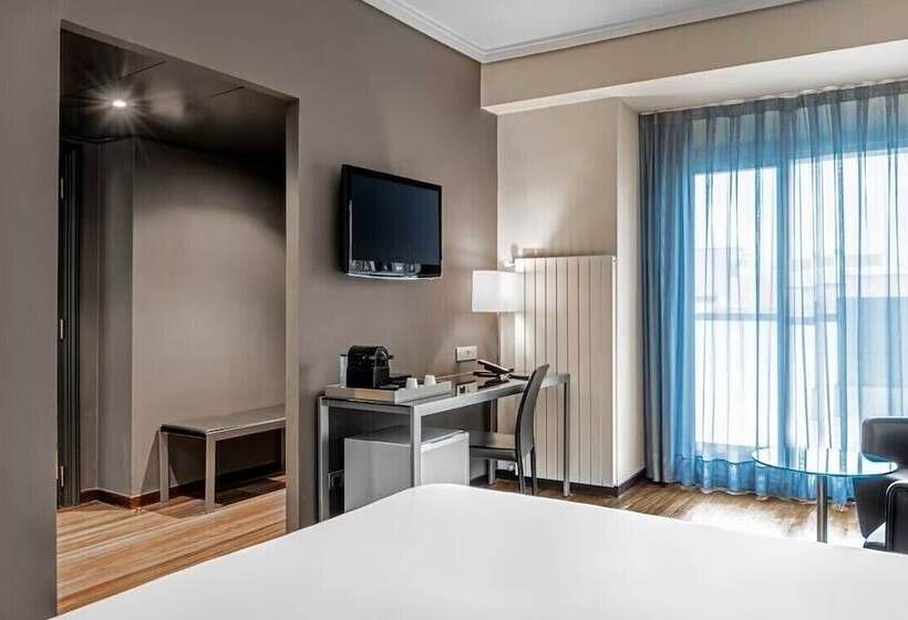 Номер Стандарт, B&b Hotel Vitoria General álava