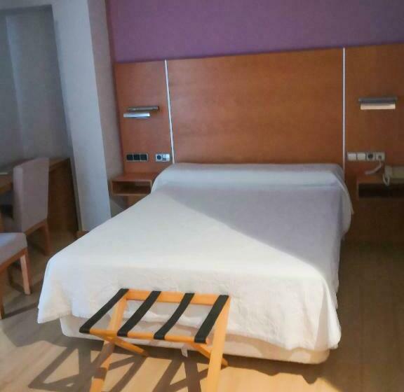 Quarto Estandar, Faranda Marsol Candás