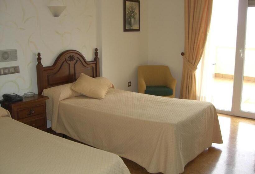 Habitación Triple Estándar, Heredero