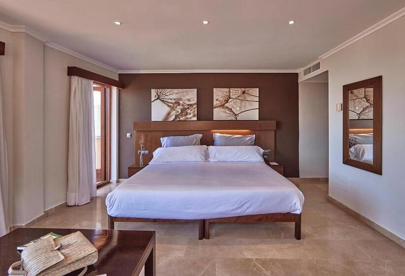 سوییت جونیور با چشم‌انداز دریا, Maristel Hotel & Spa - Adults Only