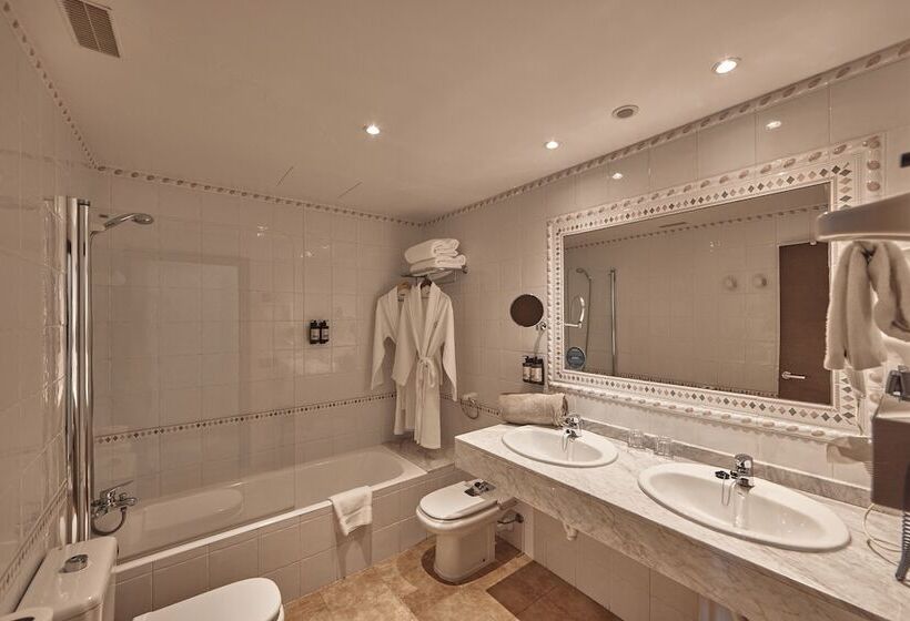 سوییت با چشم‌انداز دریا, Maristel Hotel & Spa - Adults Only