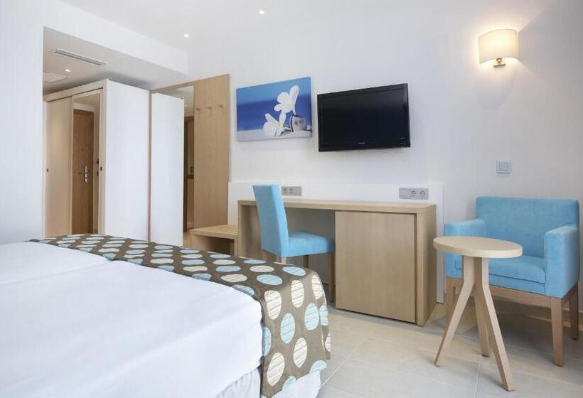 Номер Superior Вид на Море, Universal Hotel Marqués