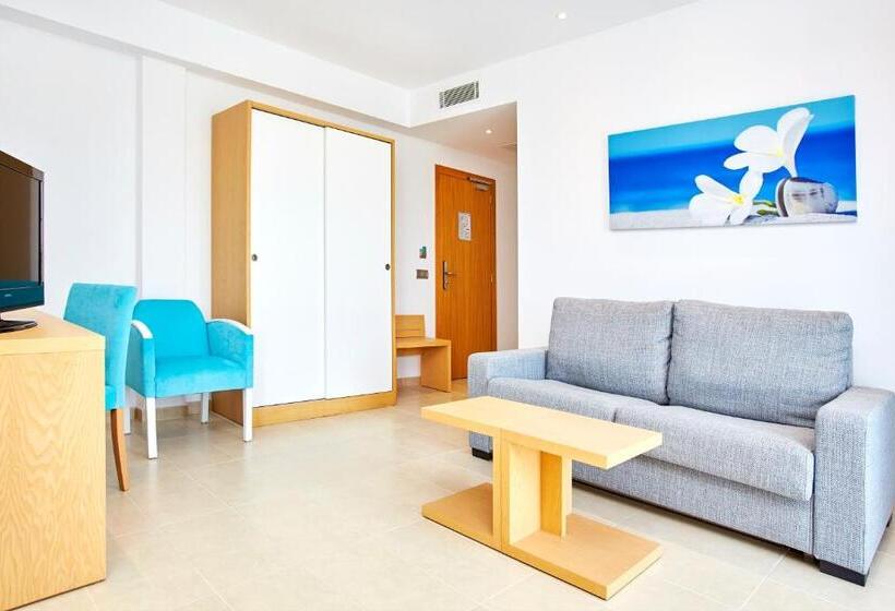 Люкс Вид на Море, Universal Hotel Marqués