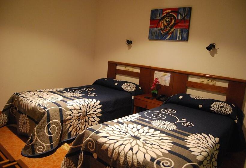 Quarto Estandar, Luarca Zabala
