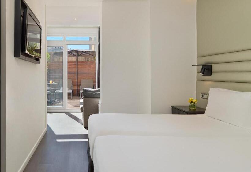 Номер Стандарт с Террасой, Boutique Hotel H10 Catalunya Plaza