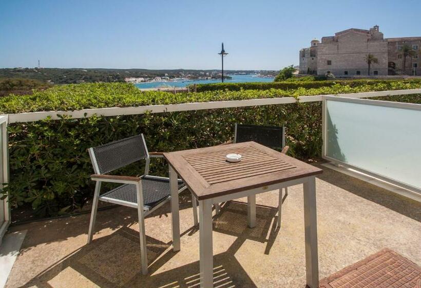 اتاق پرمیوم, Catalonia Mirador des Port