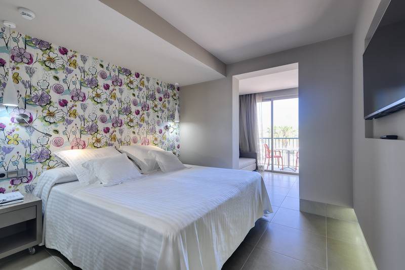 Семейный Номер, Occidental Ibiza