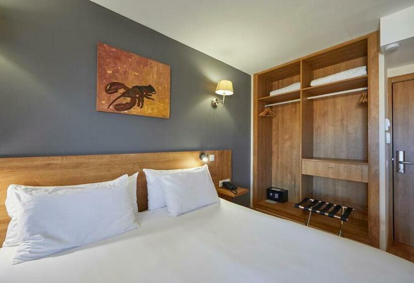 Quarto Superior, Nura Santa Ponsa Pins