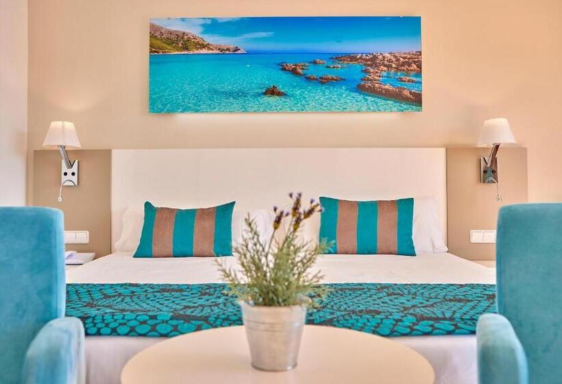 اتاق سوپریور با چشم‌انداز دریا, Universal Hotel Lido Park & Spa