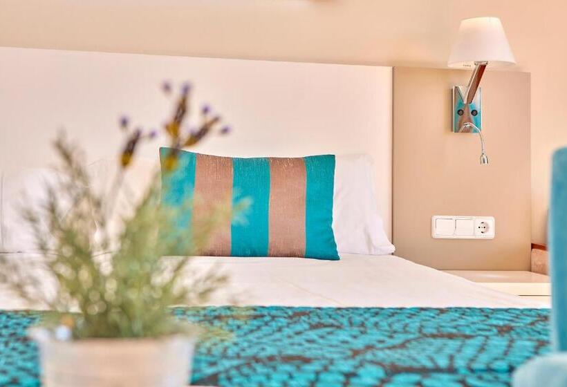 اتاق سوپریور با چشم‌انداز دریا, Universal Hotel Lido Park & Spa