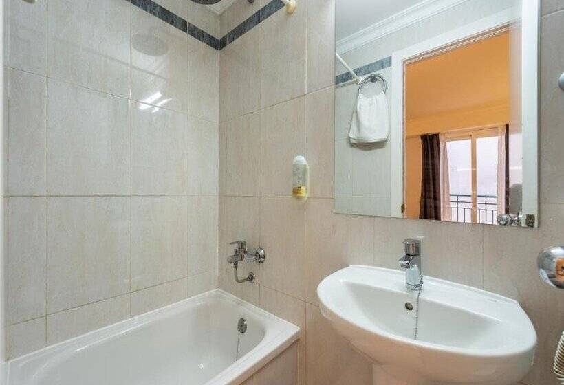 Quarto Estandar Individual, Vibra Marítimo
