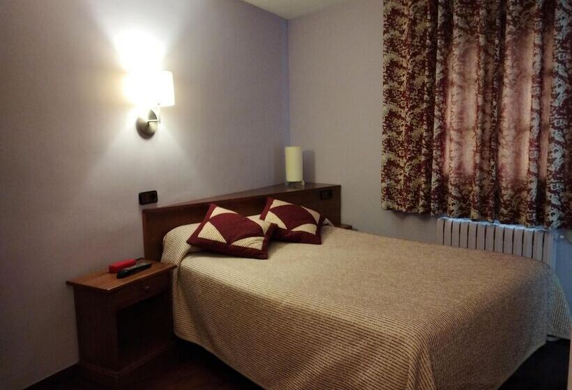 Индивидуальный Номер Interior, Aragüells