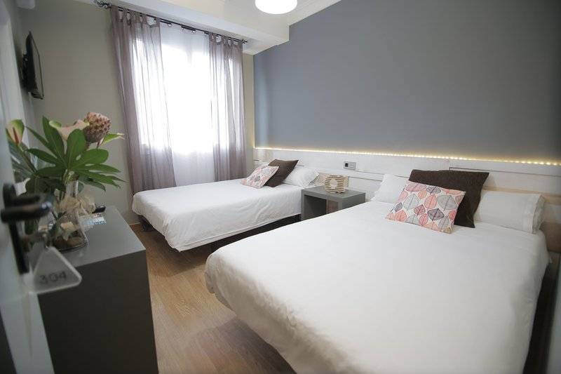 Quarto Estandar, Alda Estacion Vigo