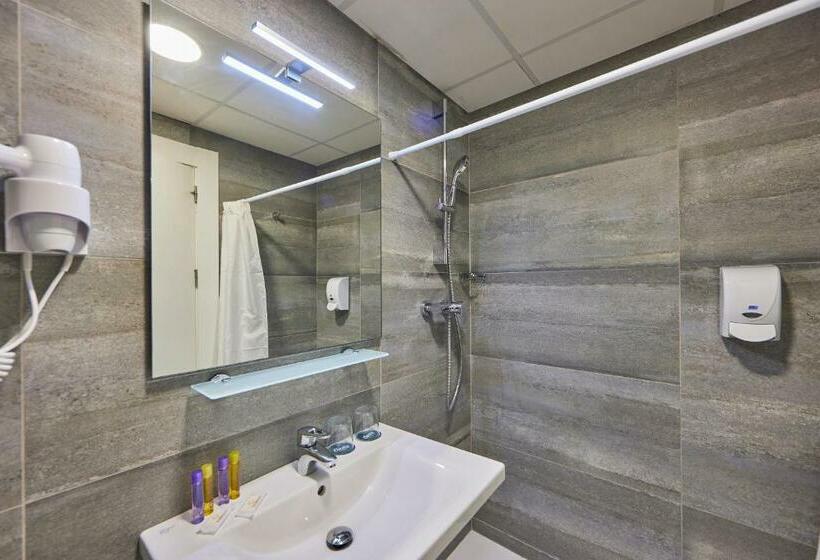 اتاق سوپریور چهار تخته, Don Juan Resort Affiliated by Fergus
