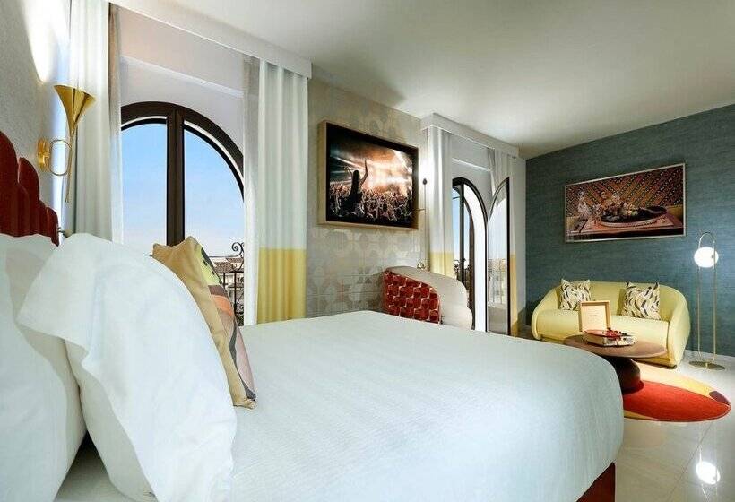 Escritório Estándar, Hard Rock Hotel Marbella