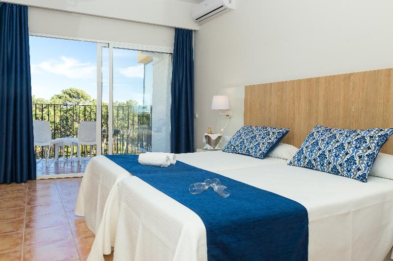 Quarto Triplo Estandar, Aluasun Marbella Park