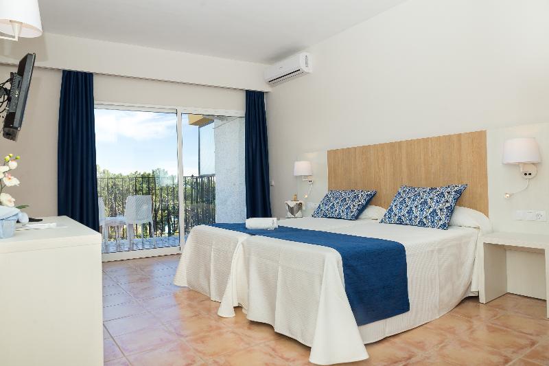 Quarto Triplo Estandar, Aluasun Marbella Park