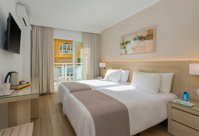 Номер Стандарт, Las Arenas, Affiliated by Melia