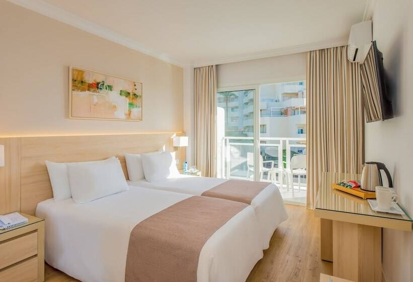 Номер Стандарт Боковой Вид на Море, Las Arenas, Affiliated by Melia