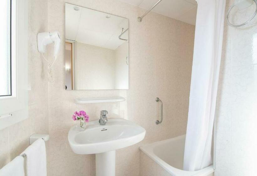 اتاق استاندارد, Lloret Santa Rosa By Pierre & Vacances
