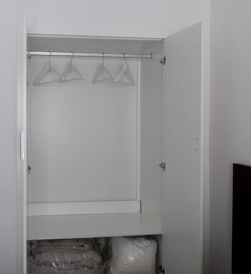 اتاق استاندارد سه نفره, Madrid De Sevilla