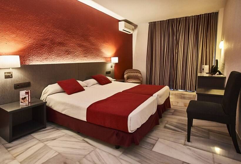 Quarto Economy, Nerja Club By Dorobe