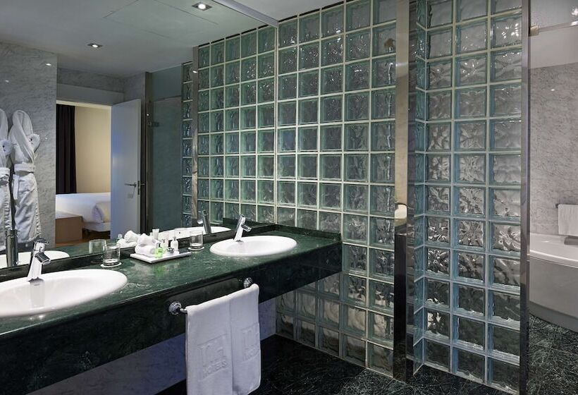 高级客房, NH Collection Villa De Bilbao