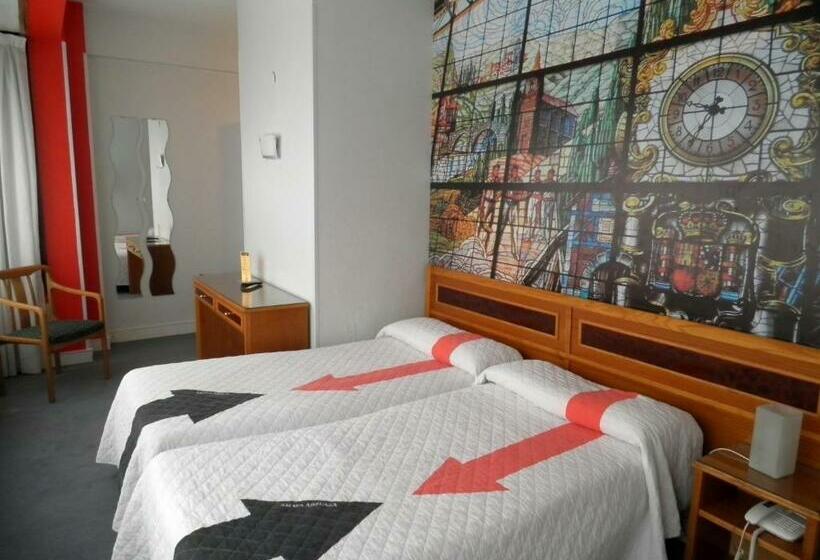 Quarto Triplo Estandar, Photo Zabalburu